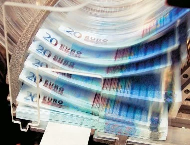 Πότε η Εφορία μπορεί να μπει στα σπίτια για έλεγχο και ποιες προϋποθέσεις πρέπει να συντρέχουν